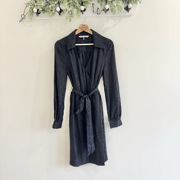 Trina Turk Black Leopard Satin Shirt Long Sleeve Dress Belted Small QQ7039 - Picture 1 of 4